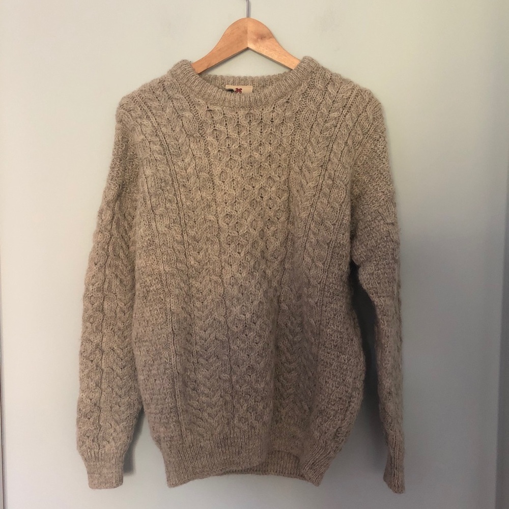 NWOT Irish Hand-knit Wool Sweater